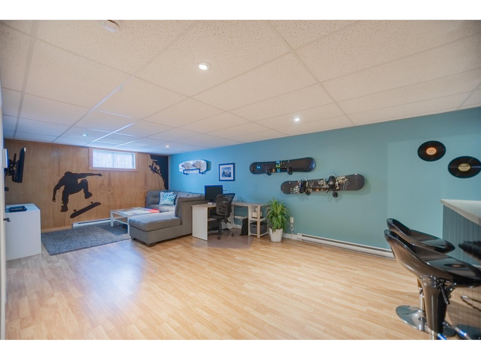 33 Rue Jutras Property Photo 28