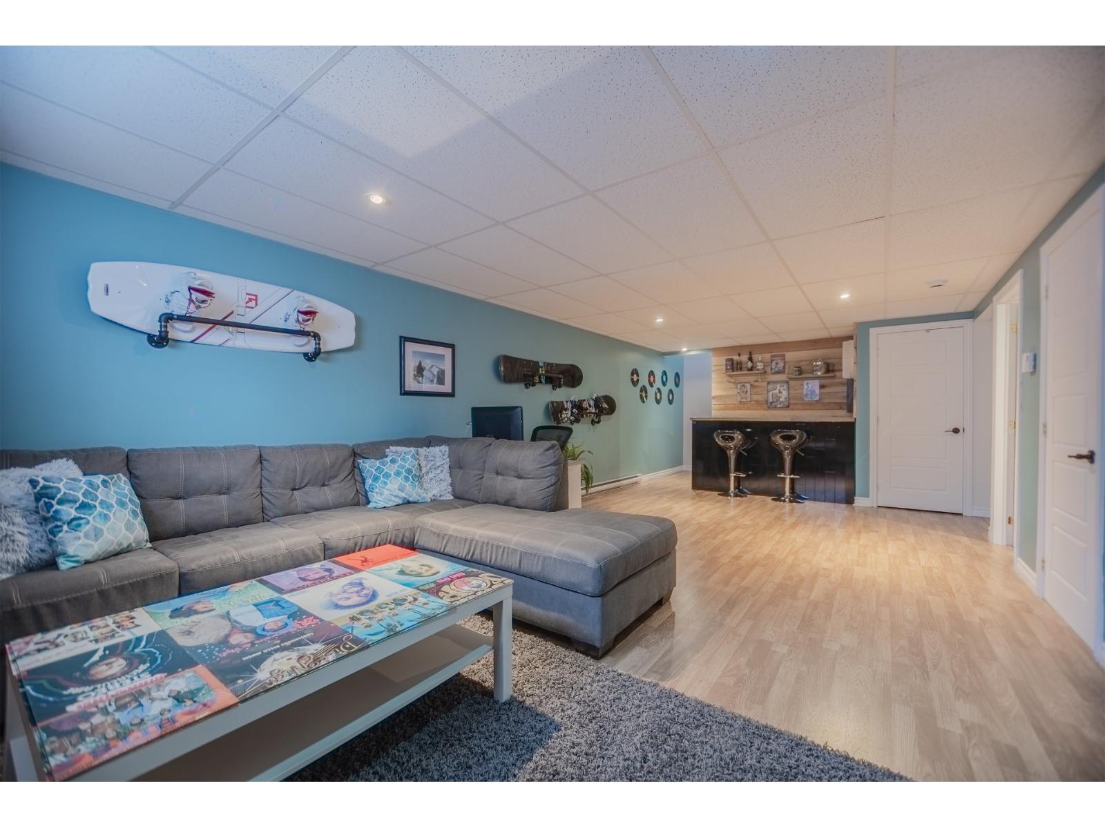 33 Rue Jutras Property Photo 30