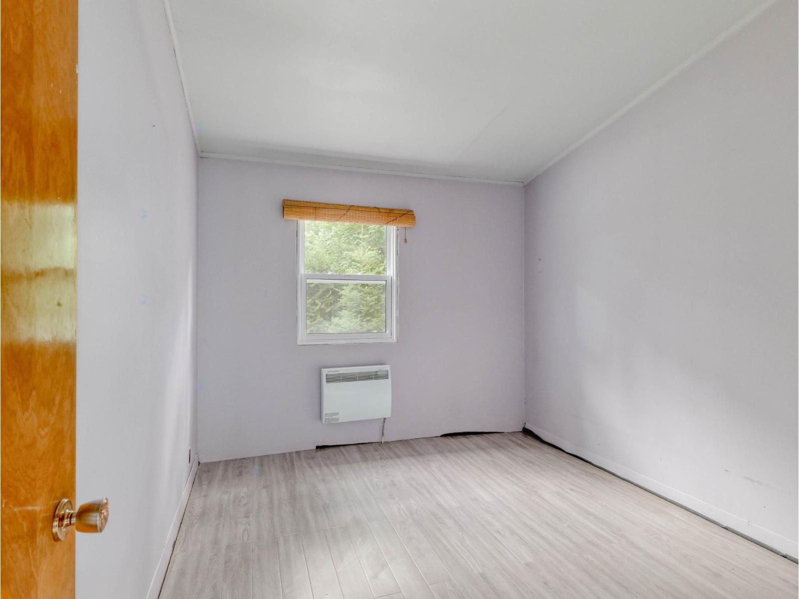 841 Av. Des Sapins Property Photo 12