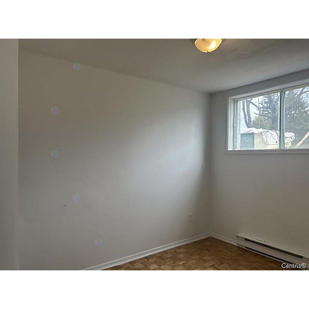 27 Rue Guévremont, #2 Property Photo 6