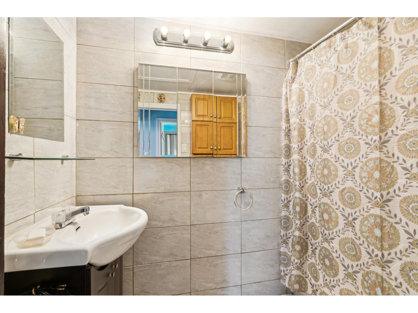 5 Rue Ringuette Property Photo 8