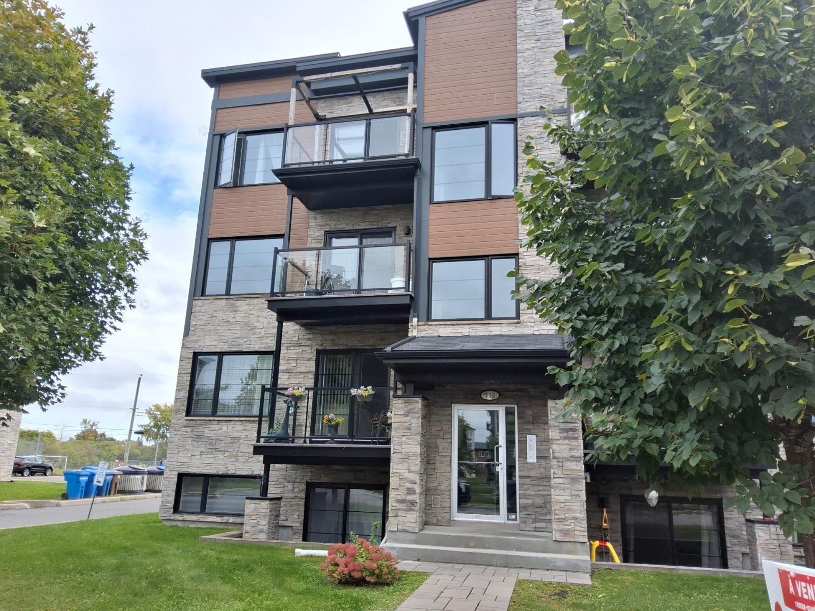 110 Rue Des Aubépines, #310 Photo de la propriété 1
