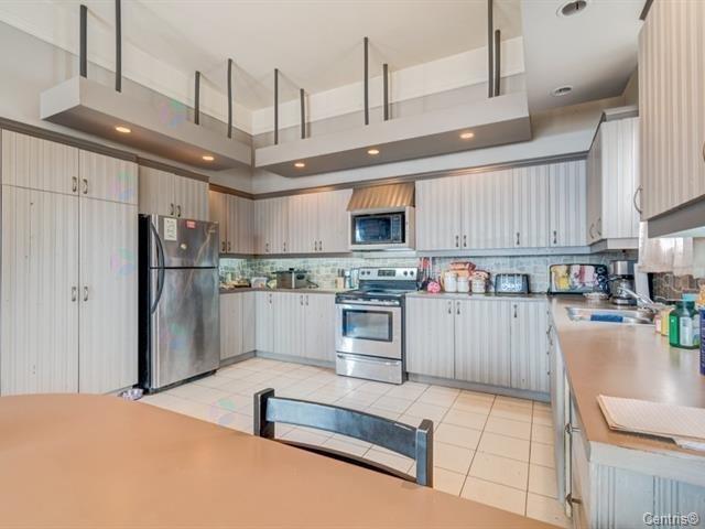 174-174b Rue Adélaïde Property Photo 7
