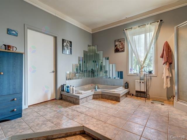 174-174b Rue Adélaïde Property Photo 9