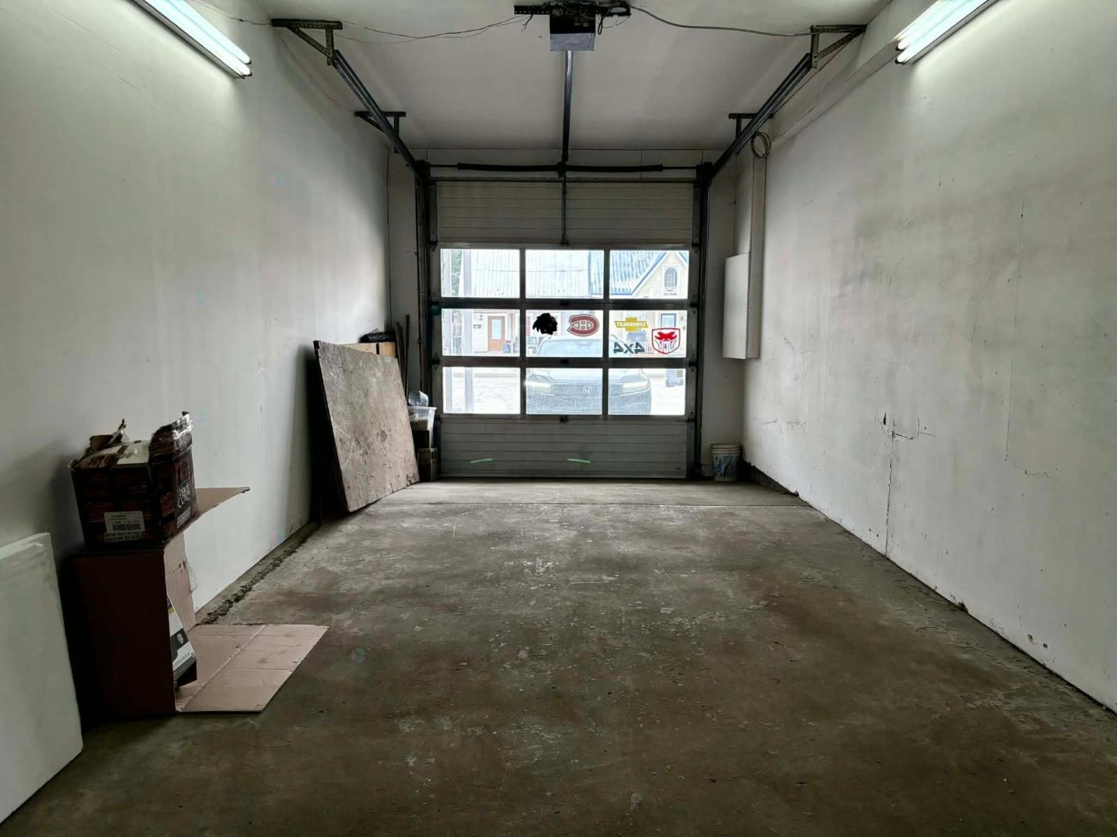 174-174b Rue Adélaïde Property Photo 32