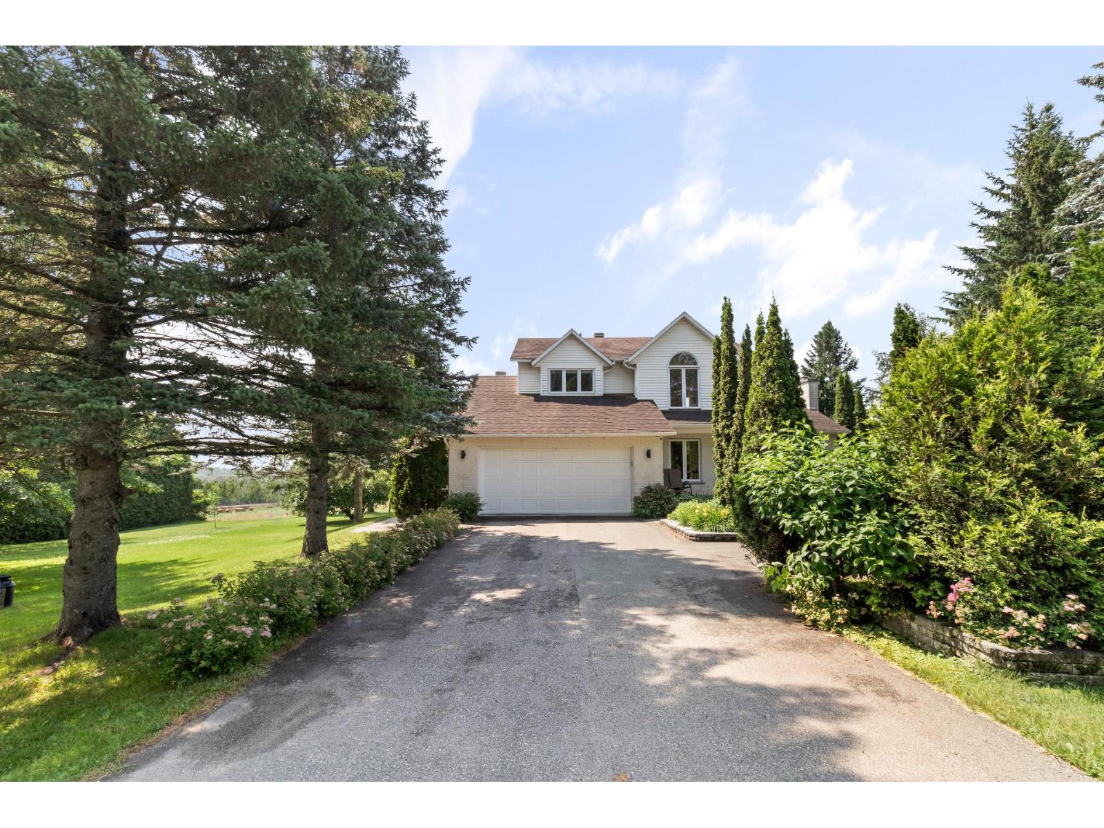 2658 Rue Bernier Property Photo 42