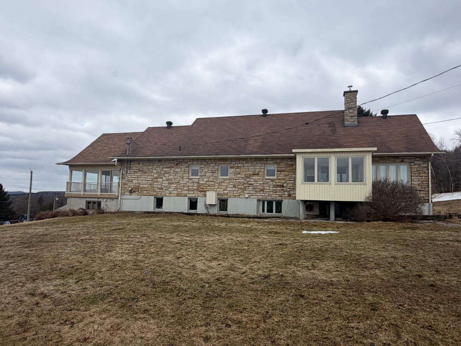 7230z Ch. Roberge Property Photo 13