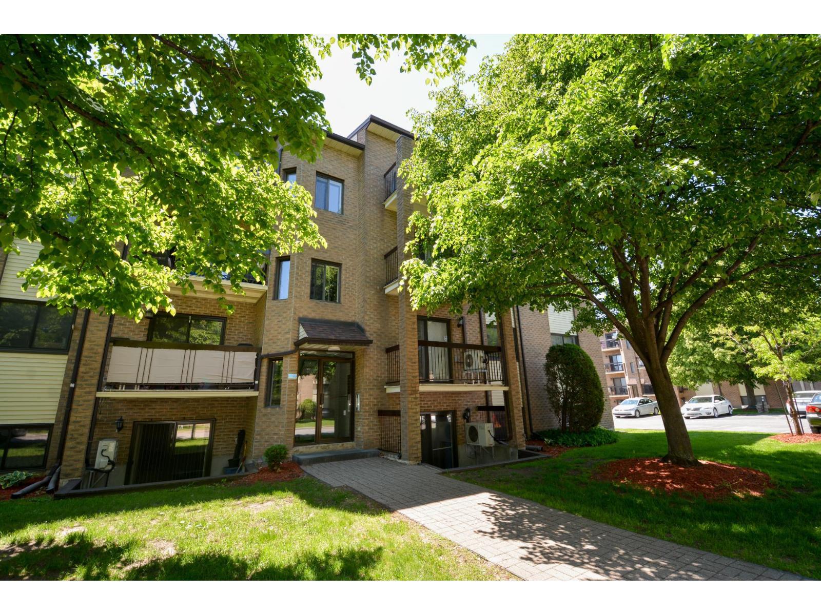 6120 Rue Lise-charbonneau, #402 Property Photo 2