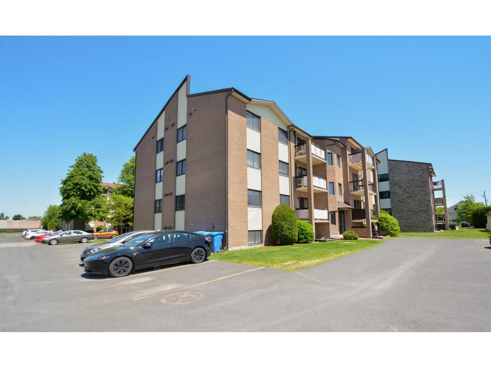 6120 Rue Lise-charbonneau, #402 Property Photo 31