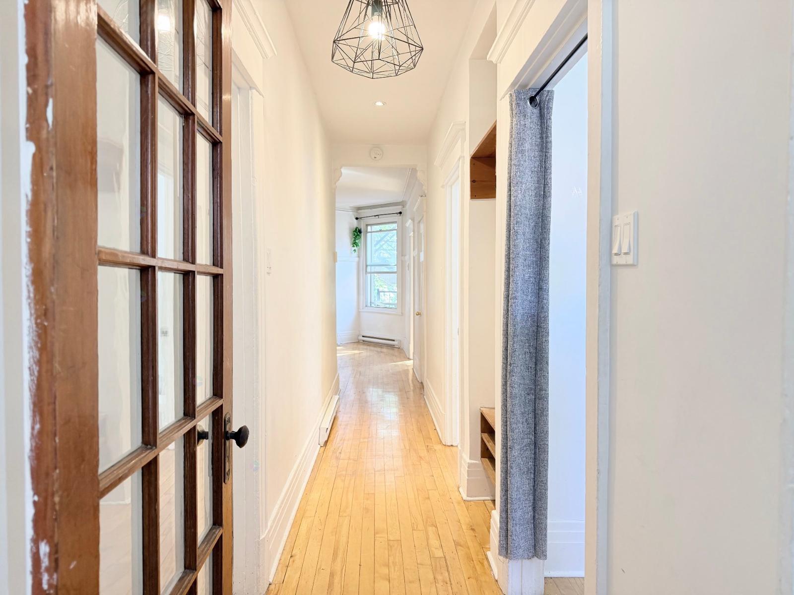 4362 Rue De Bordeaux Property Photo 2