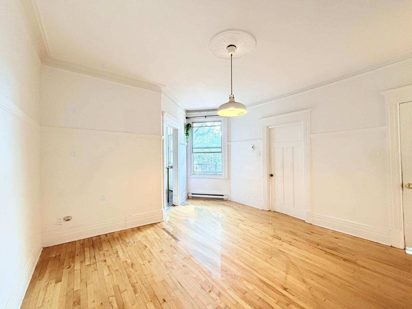4362 Rue De Bordeaux Property Photo 4