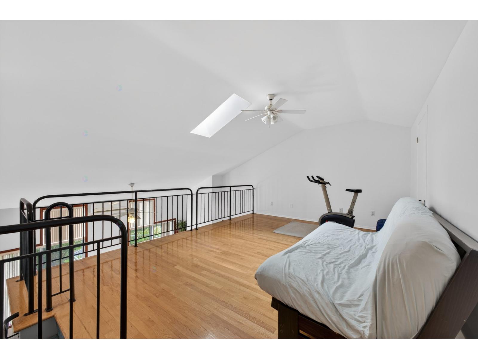 3385 Rue J.-a.-descarries Property Photo 16