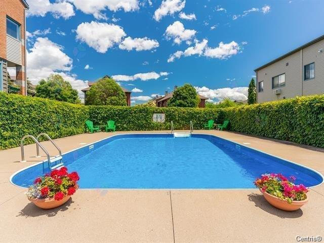 3385 Rue J.-a.-descarries Property Photo 32