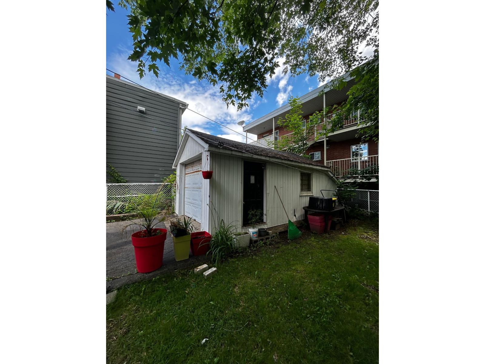35-37 Rue Christie Property Photo 6