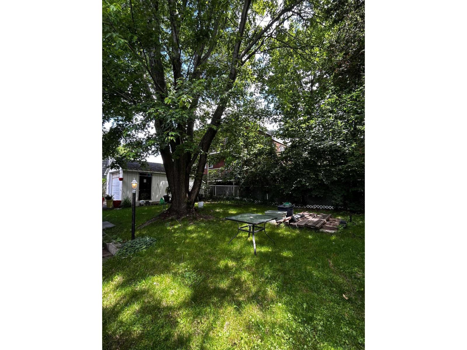 35-37 Rue Christie Property Photo 8