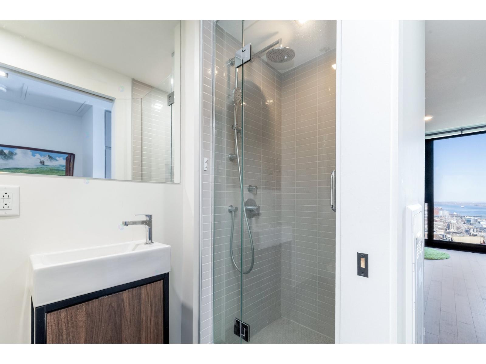 1210 Rue Jeanne-mance, #4712 Property Photo 6