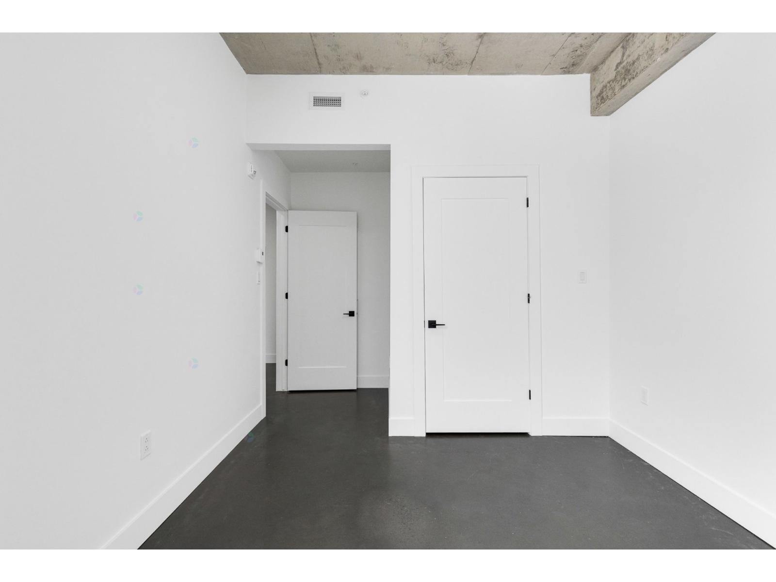 4750 Boul. Gouin E., #204 Property Photo 25