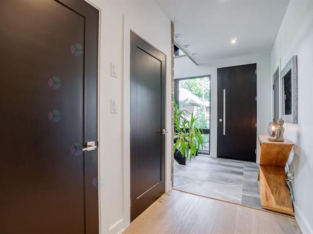 59 Rue De La Montagne Property Photo 5