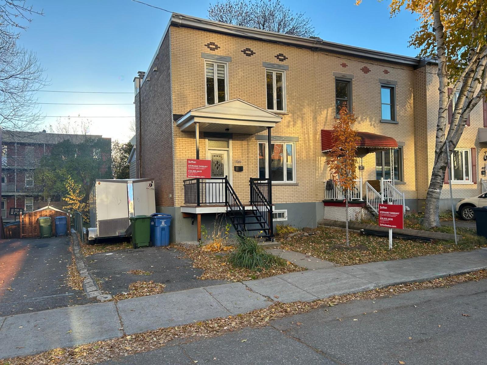 1565 Rue Ozanam Property Photo 1