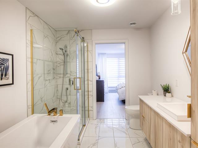 40 Rue Toe-blake, #302 Property Photo 4