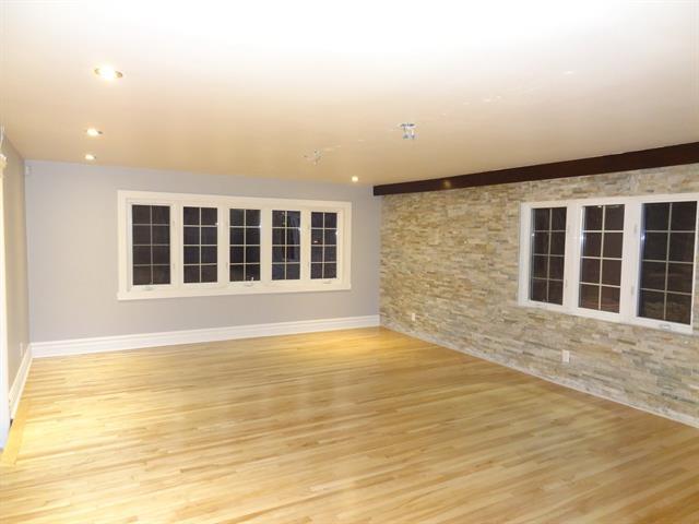 2953 Rue Dupras Property Photo 14