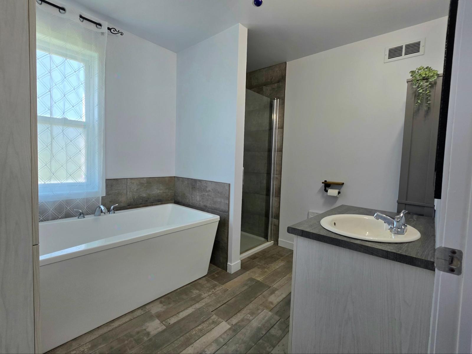 1406 Rue Principale Property Photo 19