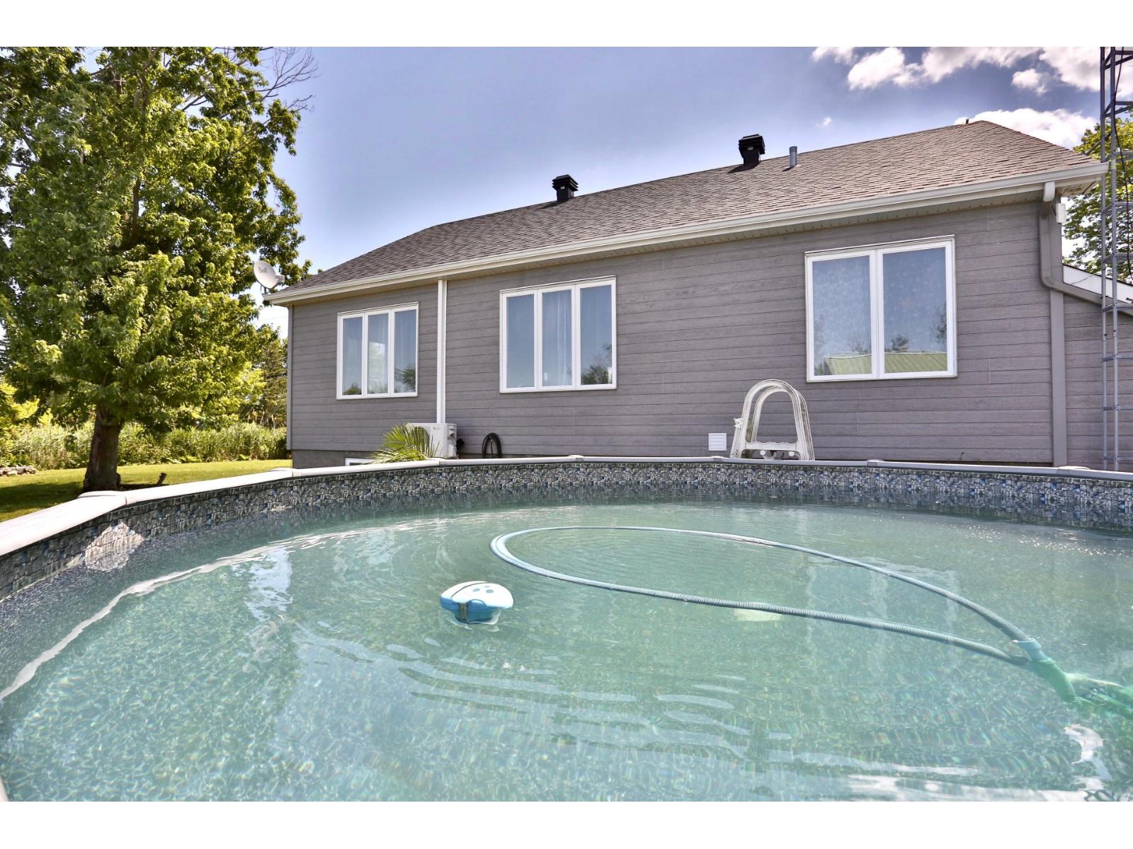 1406 Rue Principale Property Photo 35