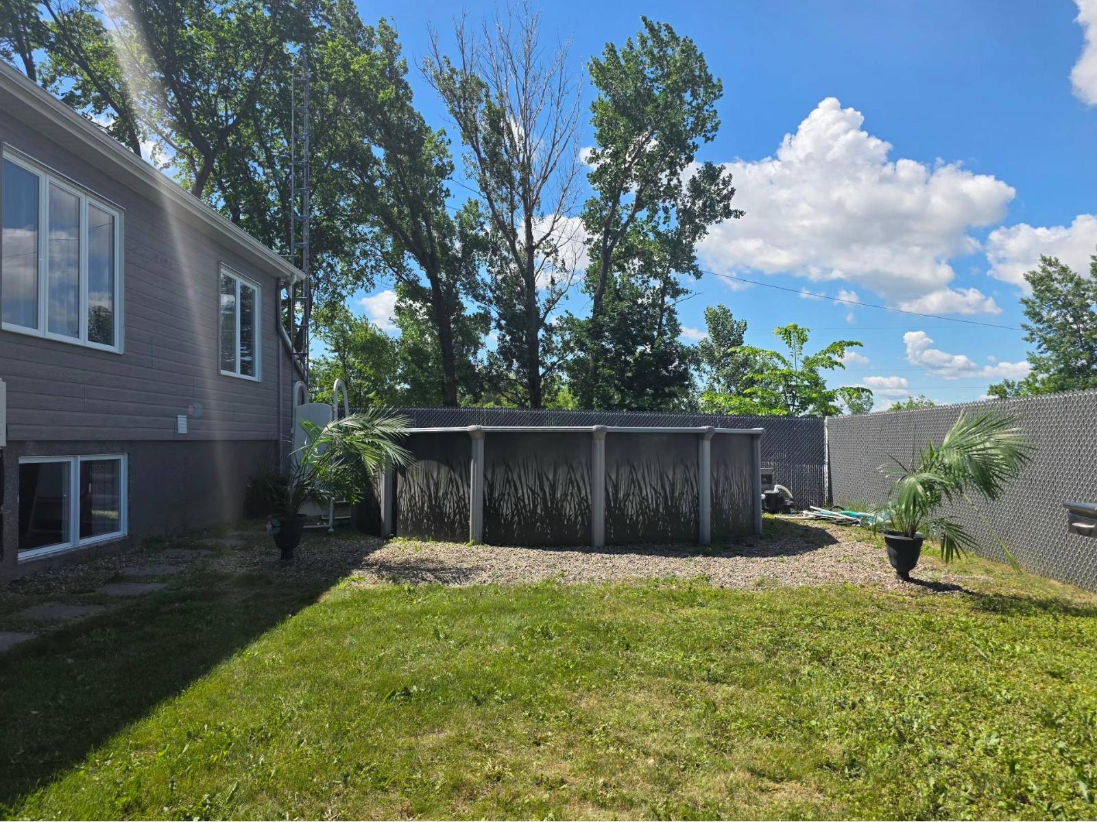 1406 Rue Principale Property Photo 36