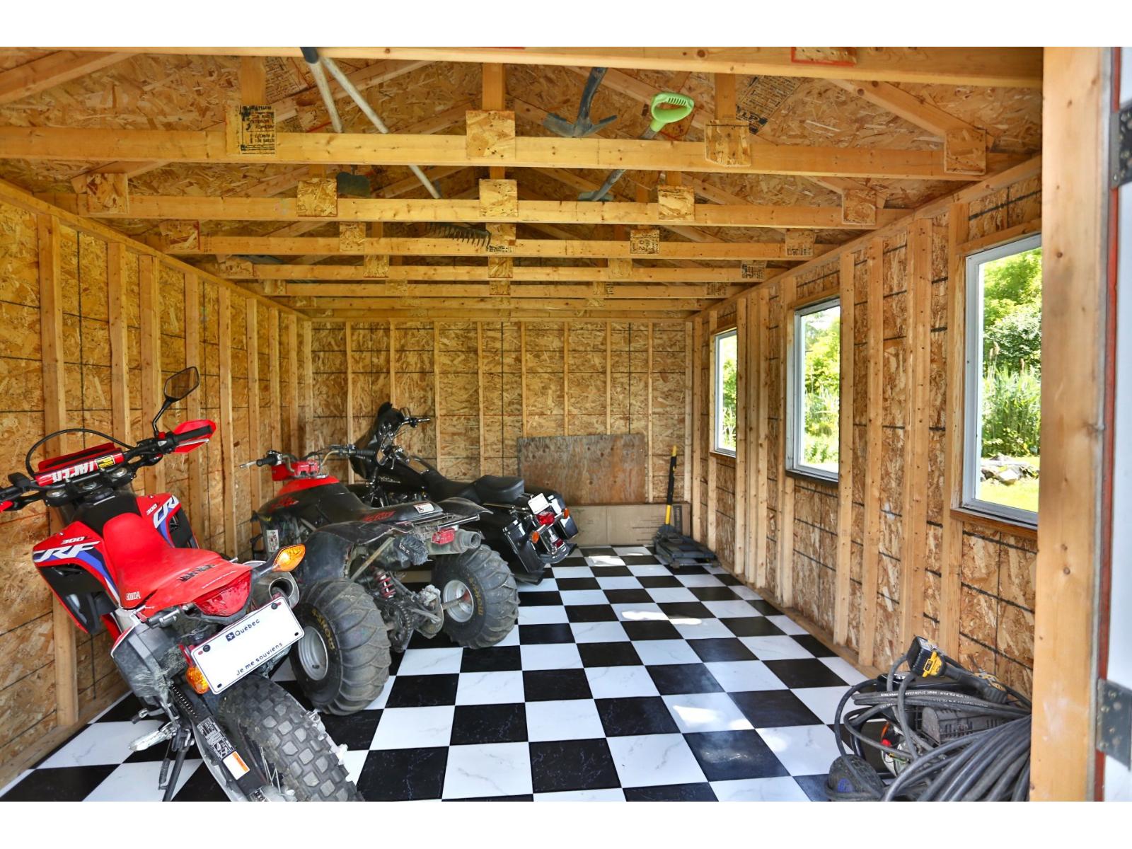1406 Rue Principale Property Photo 43