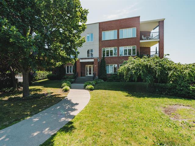 778 Rue Pierre-viger, #304 Property Photo 1