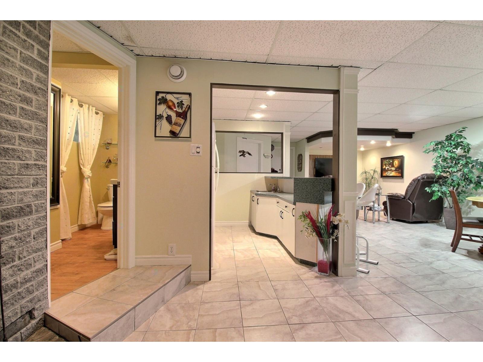1175 Ch. Des Bouleaux Property Photo 47