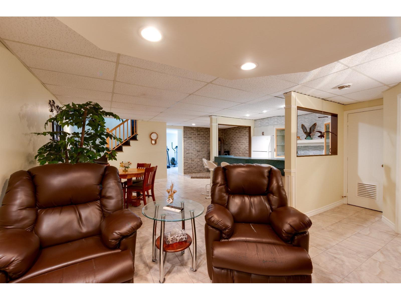 1175 Ch. Des Bouleaux Property Photo 48