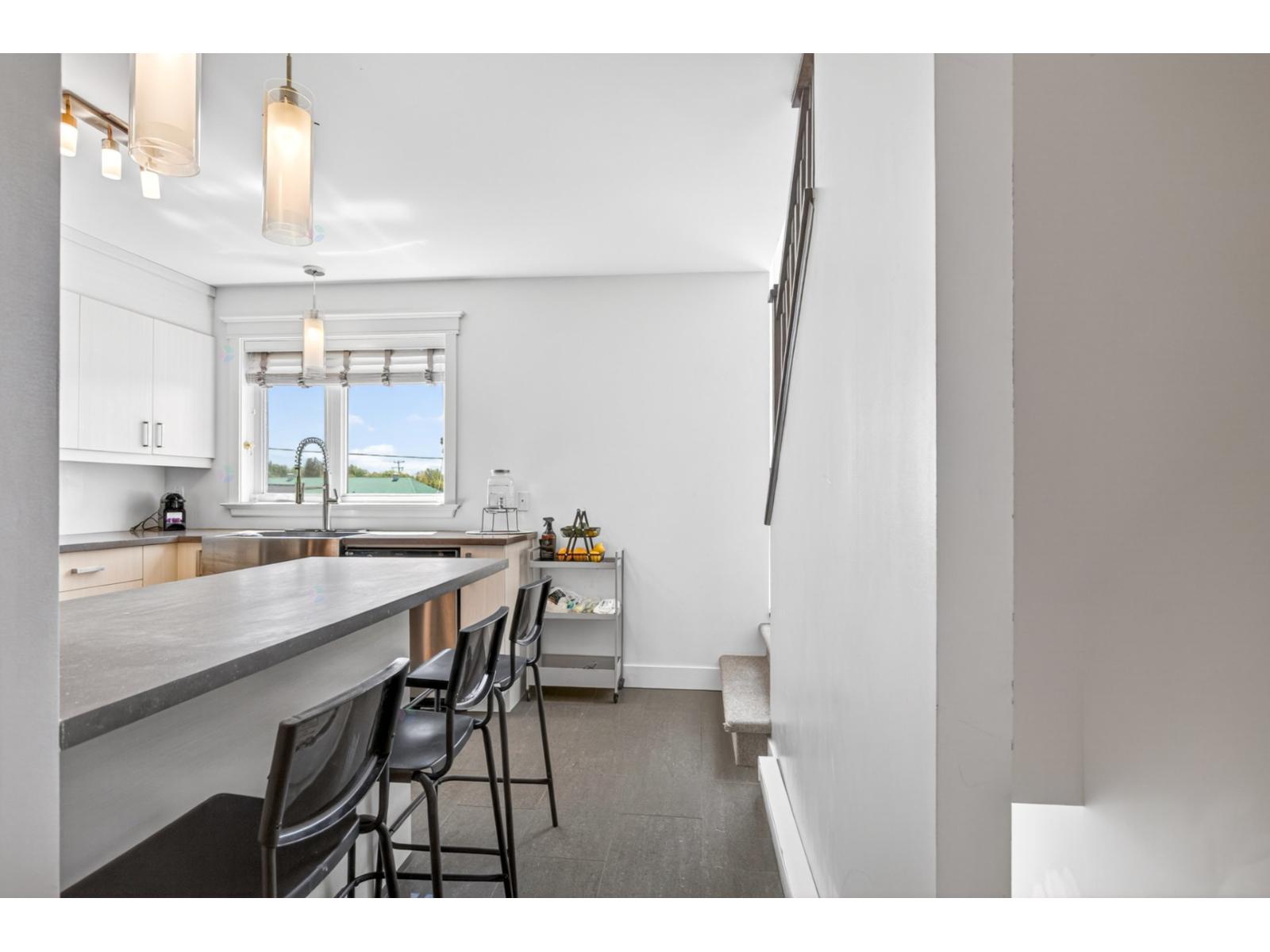 7576 Boul. Wilfrid-hamel, D Property Photo 4