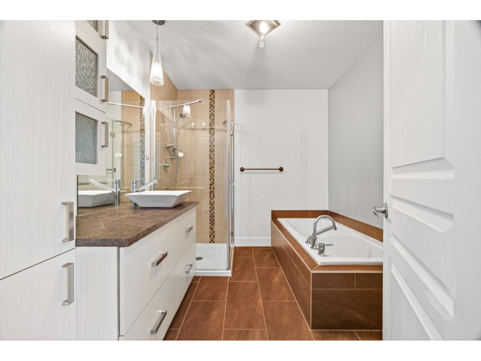 7576 Boul. Wilfrid-hamel, D Property Photo 19