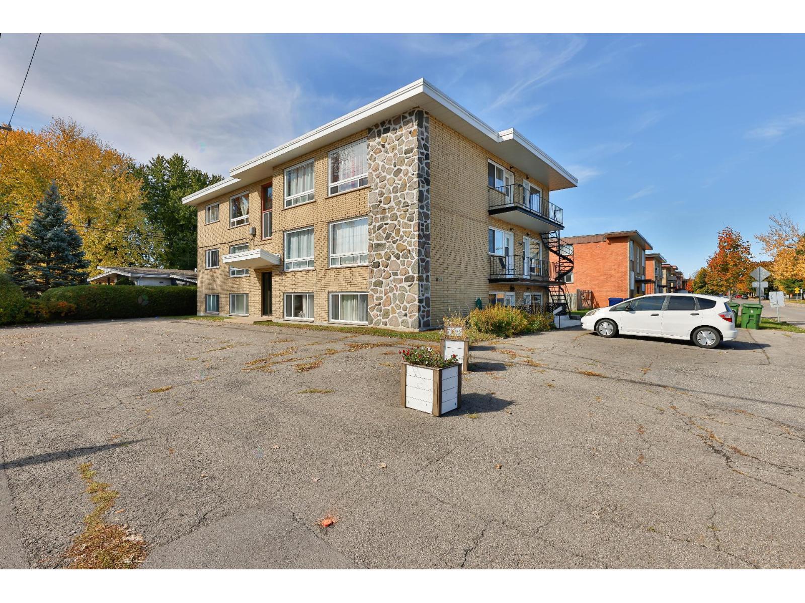 31 Rue St-laurent Property Photo 2