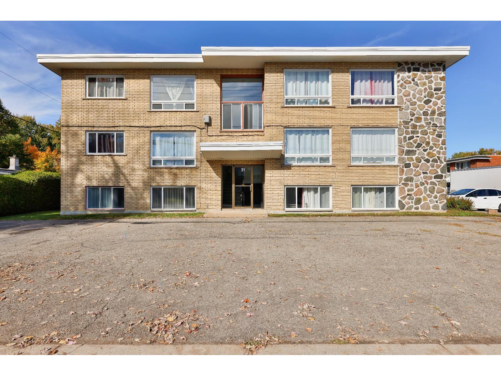 31 Rue St-laurent Property Photo 10
