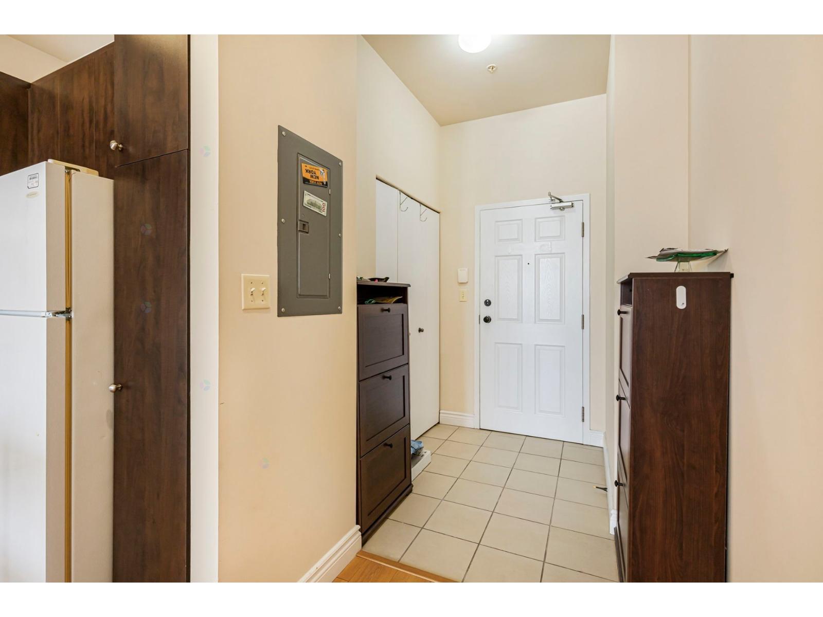 3600 Av. Van Horne, #204 Property Photo 6