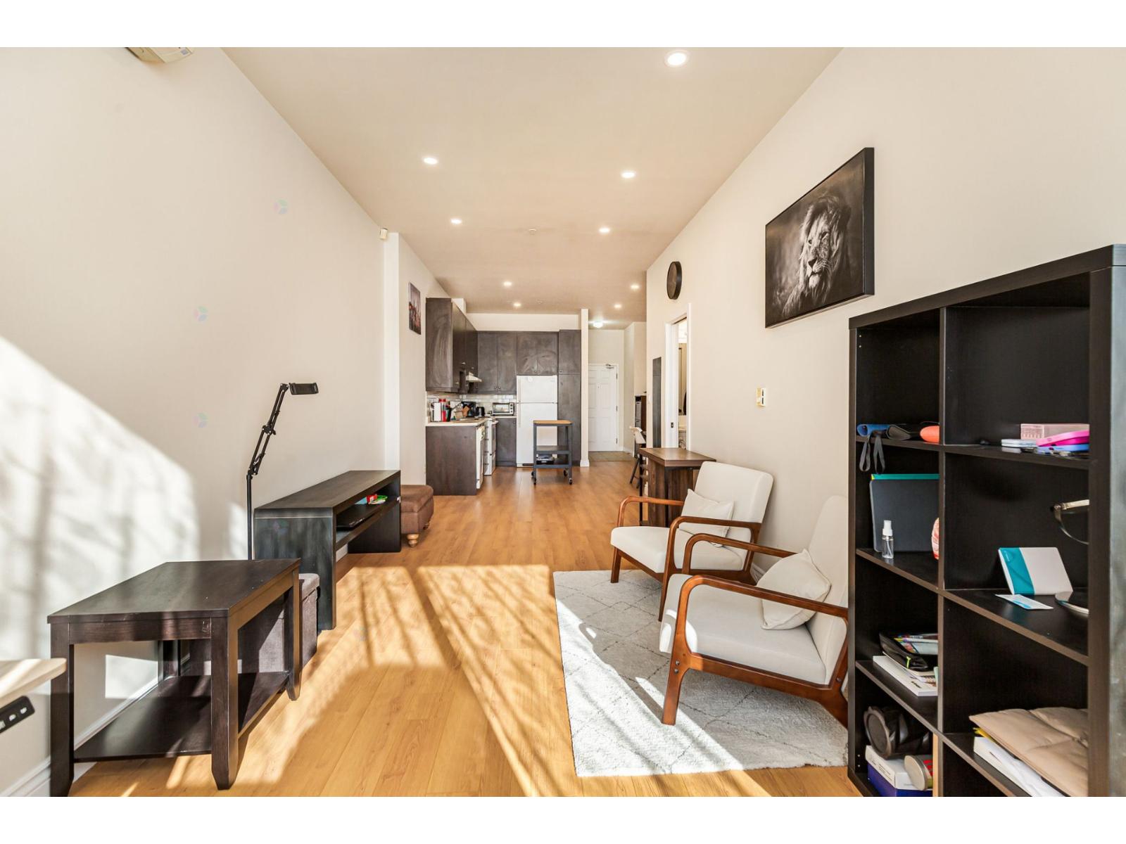 3600 Av. Van Horne, #204 Property Photo 8