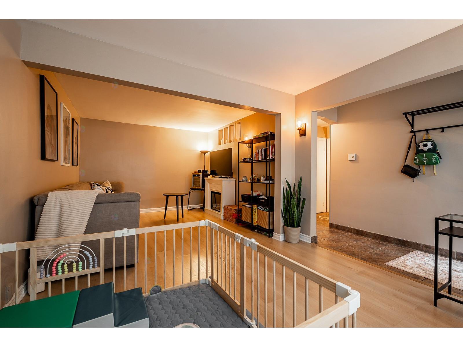 537-539 8e Avenue Property Photo 4