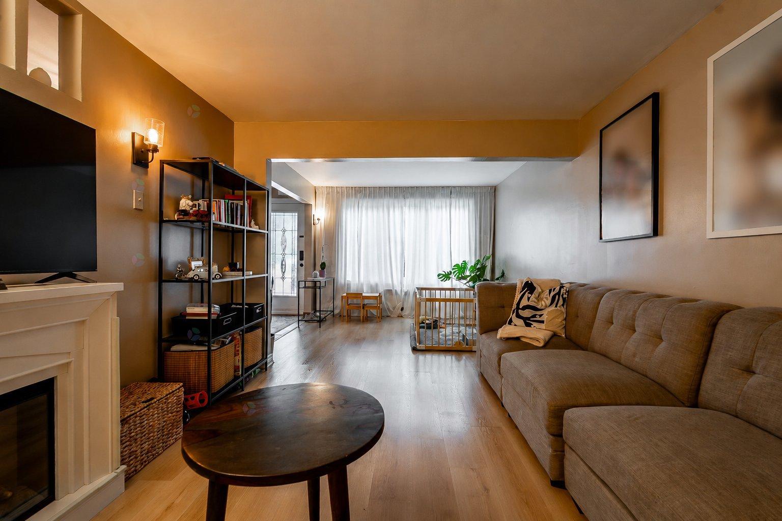 537-539 8e Avenue Property Photo 7
