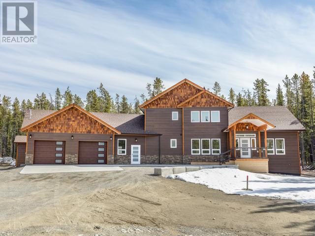 216 Old Alaska Hwy Property Photo 1