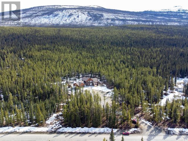 216 Old Alaska Hwy Property Photo 3