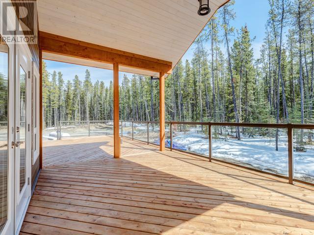 216 Old Alaska Hwy Property Photo 63