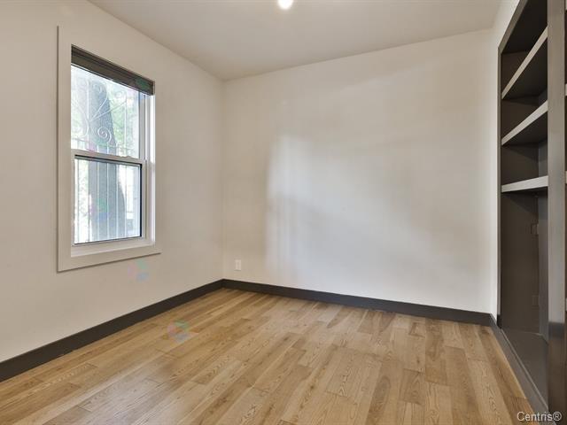 5170-5172 Rue Hutchison Property Photo 26