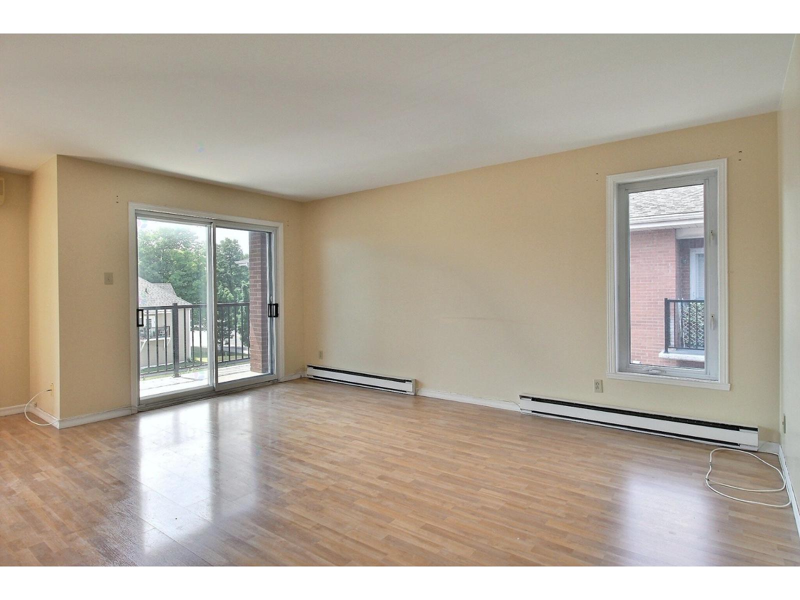 115 Rue Brock, 301 Property Photo 5