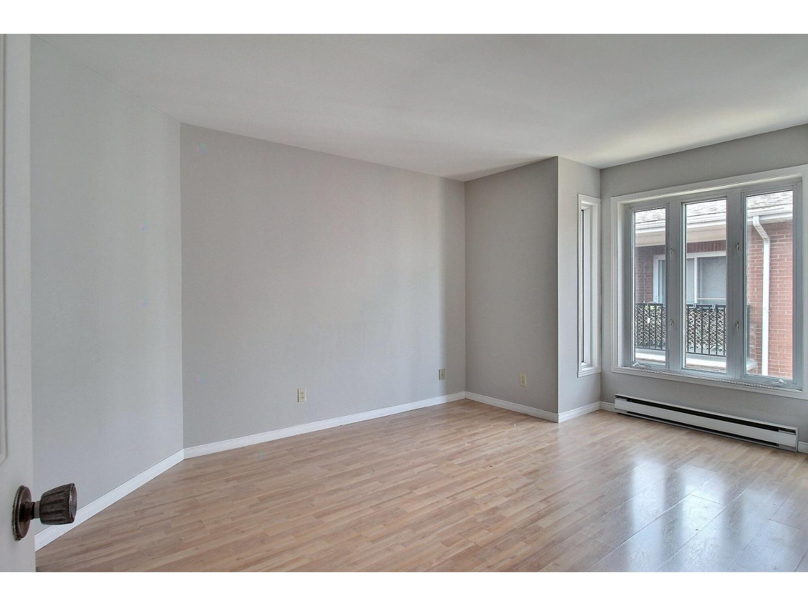 115 Rue Brock, 301 Property Photo 18