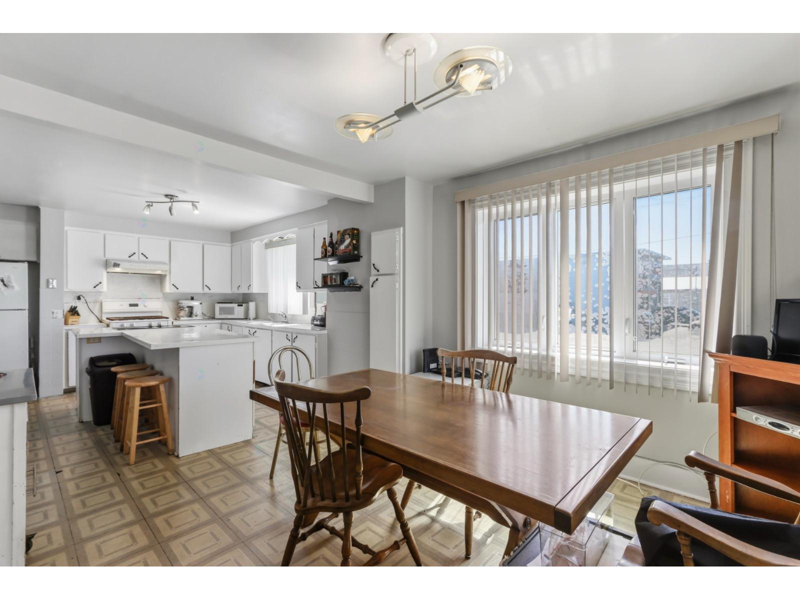 528 Rg Notre-dame Property Photo 12