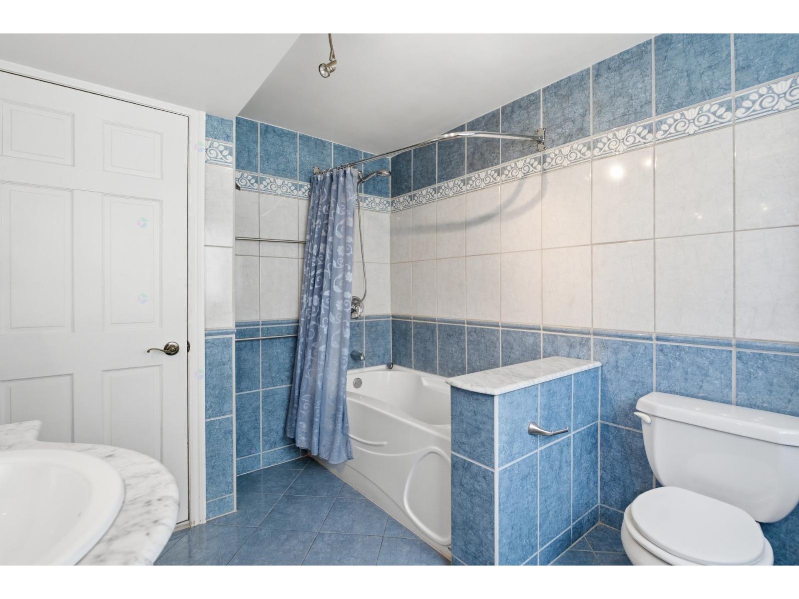4920 Rue Prince Property Photo 31