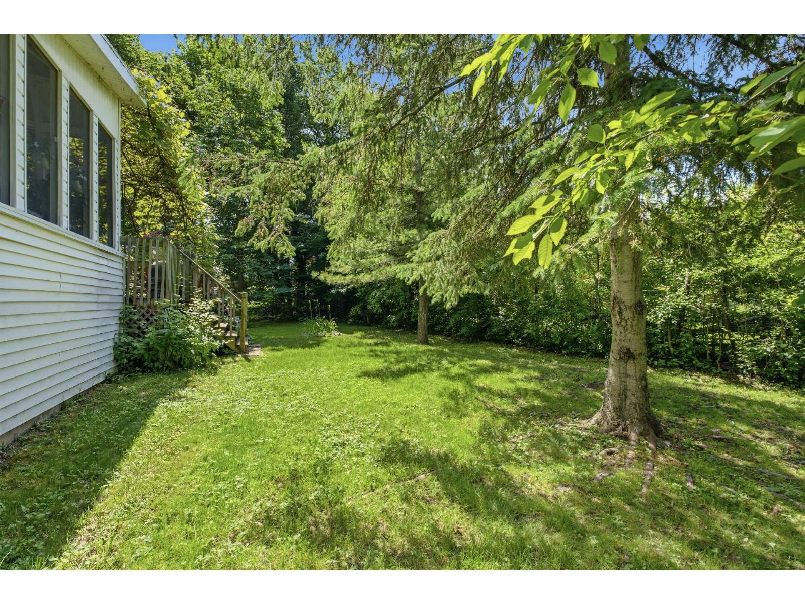 4920 Rue Prince Property Photo 39