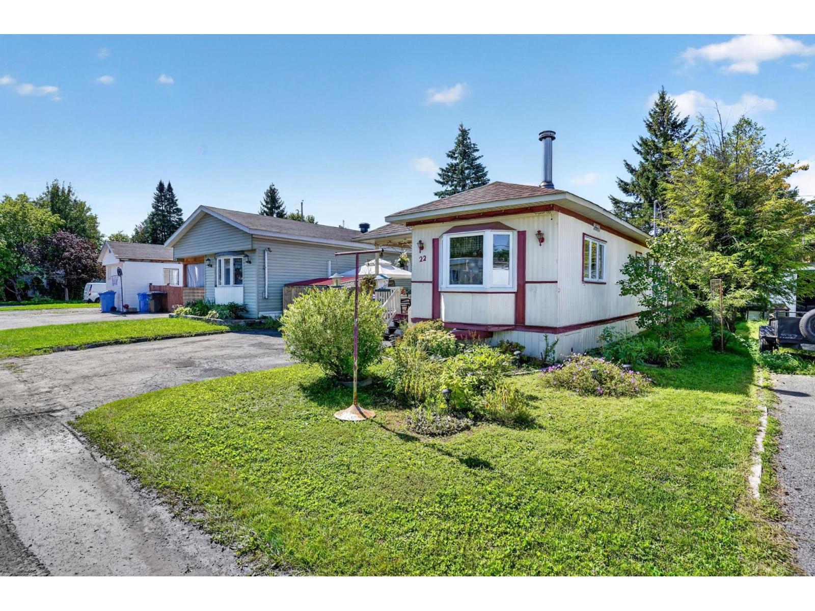 22 99e Avenue E. Property Photo 15